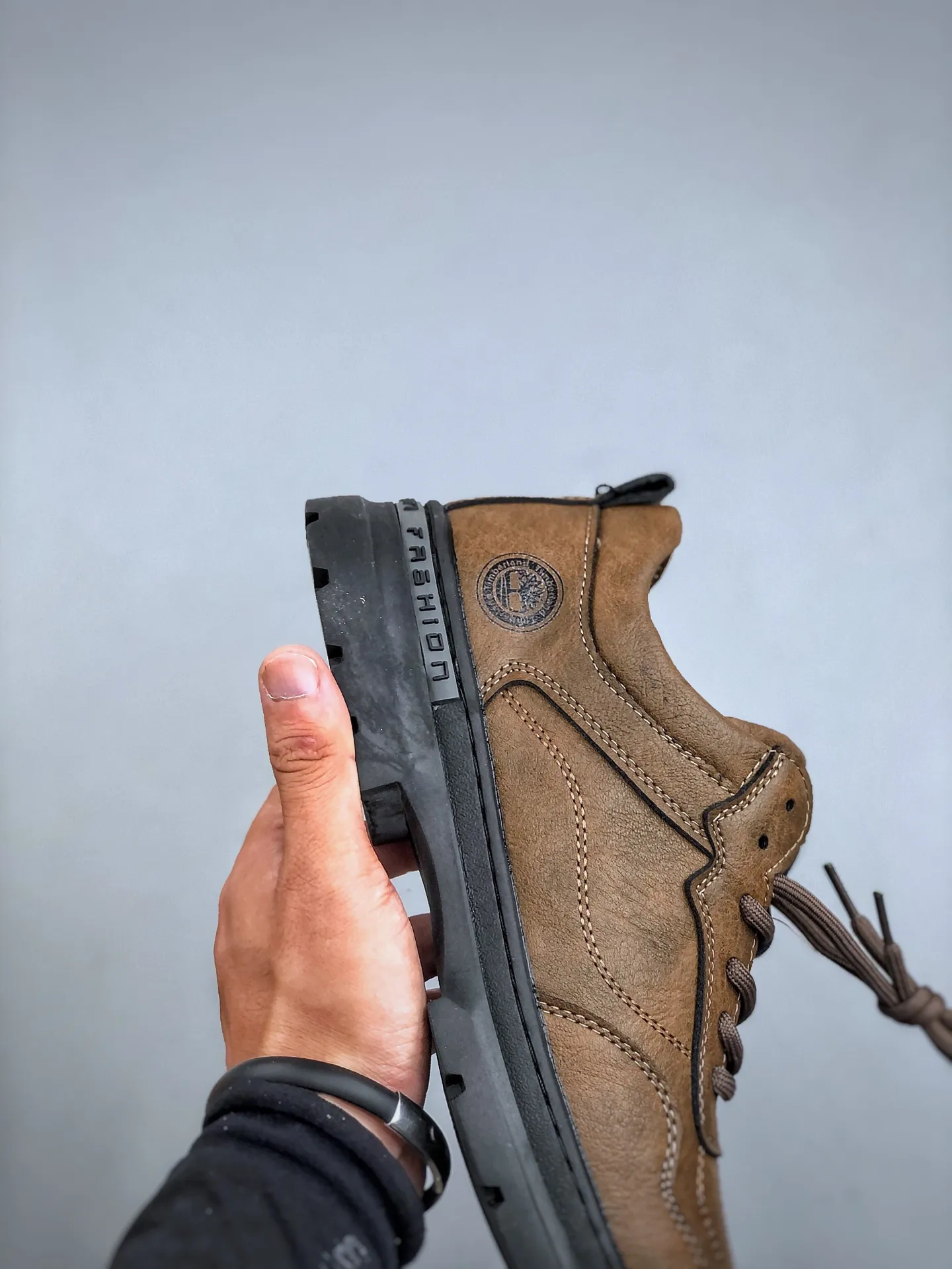 Local self-pickup💰520 Support store/Timberland Timberland classic 25ss new low-cut classic re-engineered brand new upgrade Guangdong factory quality original box original packaging The fabric is made of Italian top frosted cowhide with anti-odor and anti-corrosion genuine leather latex insoles to give you a perfect wearing experience High-quality and durable, a must-have for sportsmen Specially designed to treat those who are not handsome High-quality feet with first-class feel Exclusive supply Official item number: TB23066 Size: 38-44